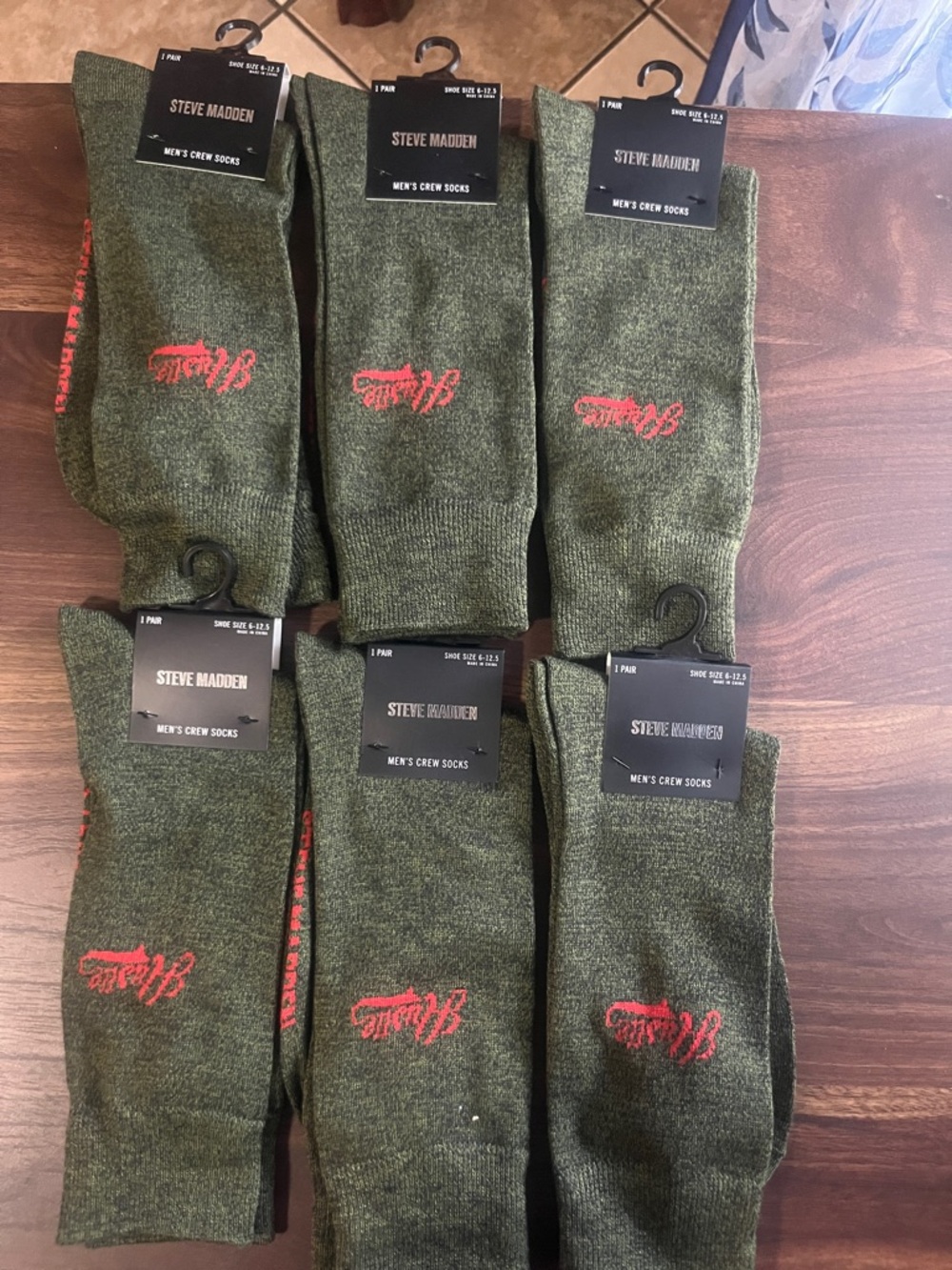 Steve Madden Olive Green Crew Socks with Red Logo - 6 Pack